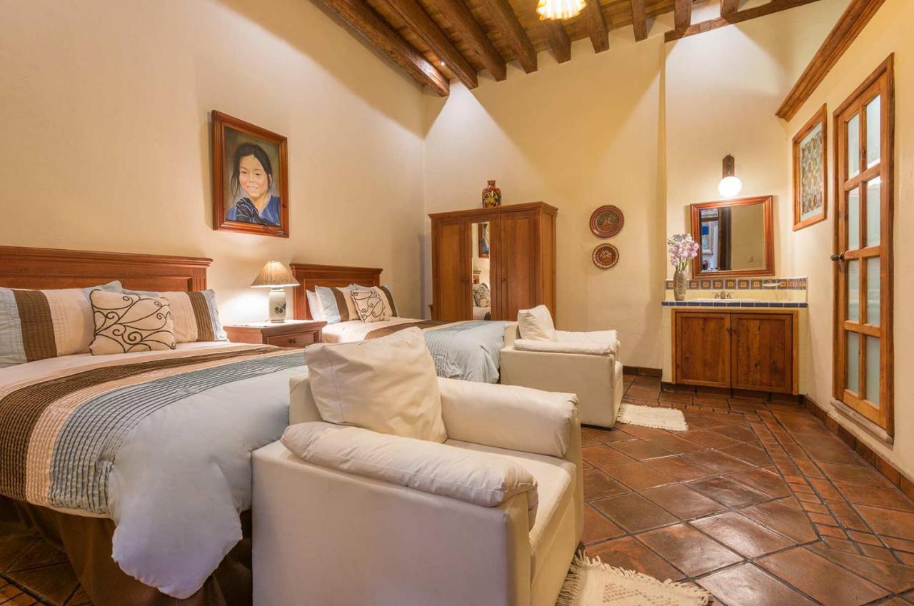 Hotel Casa Del Naranjo Pátzcuaro Екстериор снимка
