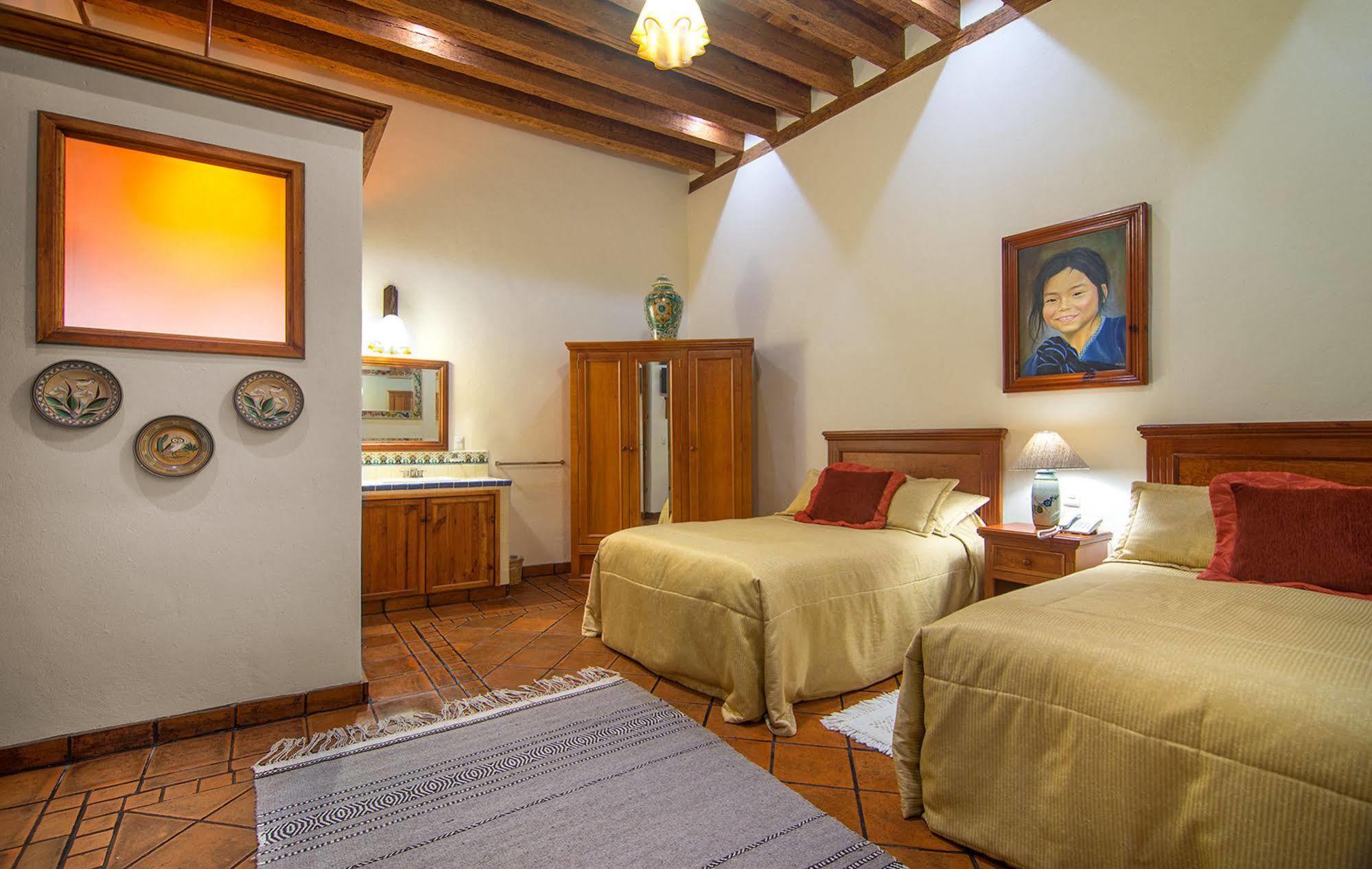Hotel Casa Del Naranjo Pátzcuaro Екстериор снимка