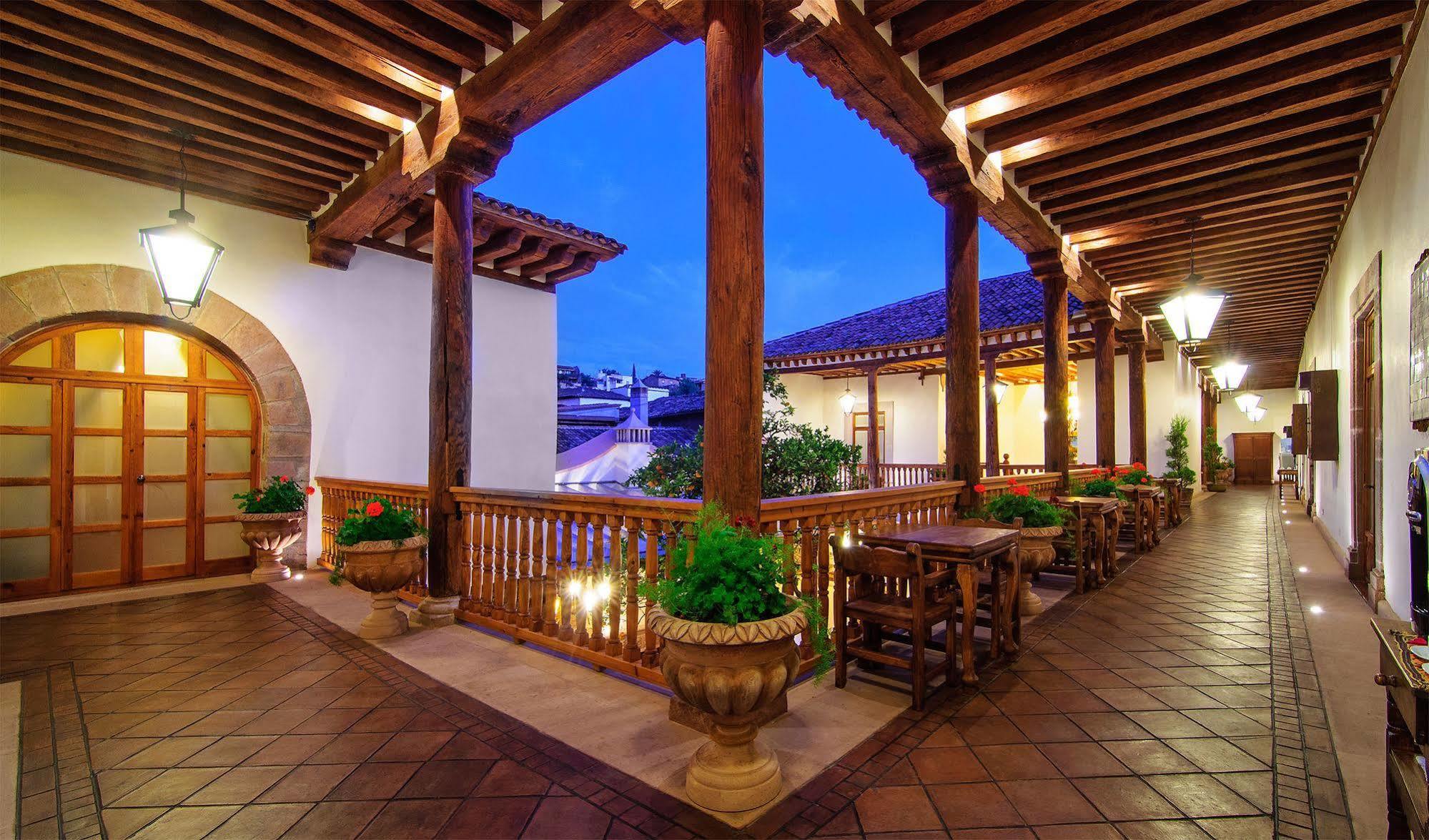 Hotel Casa Del Naranjo Pátzcuaro Екстериор снимка