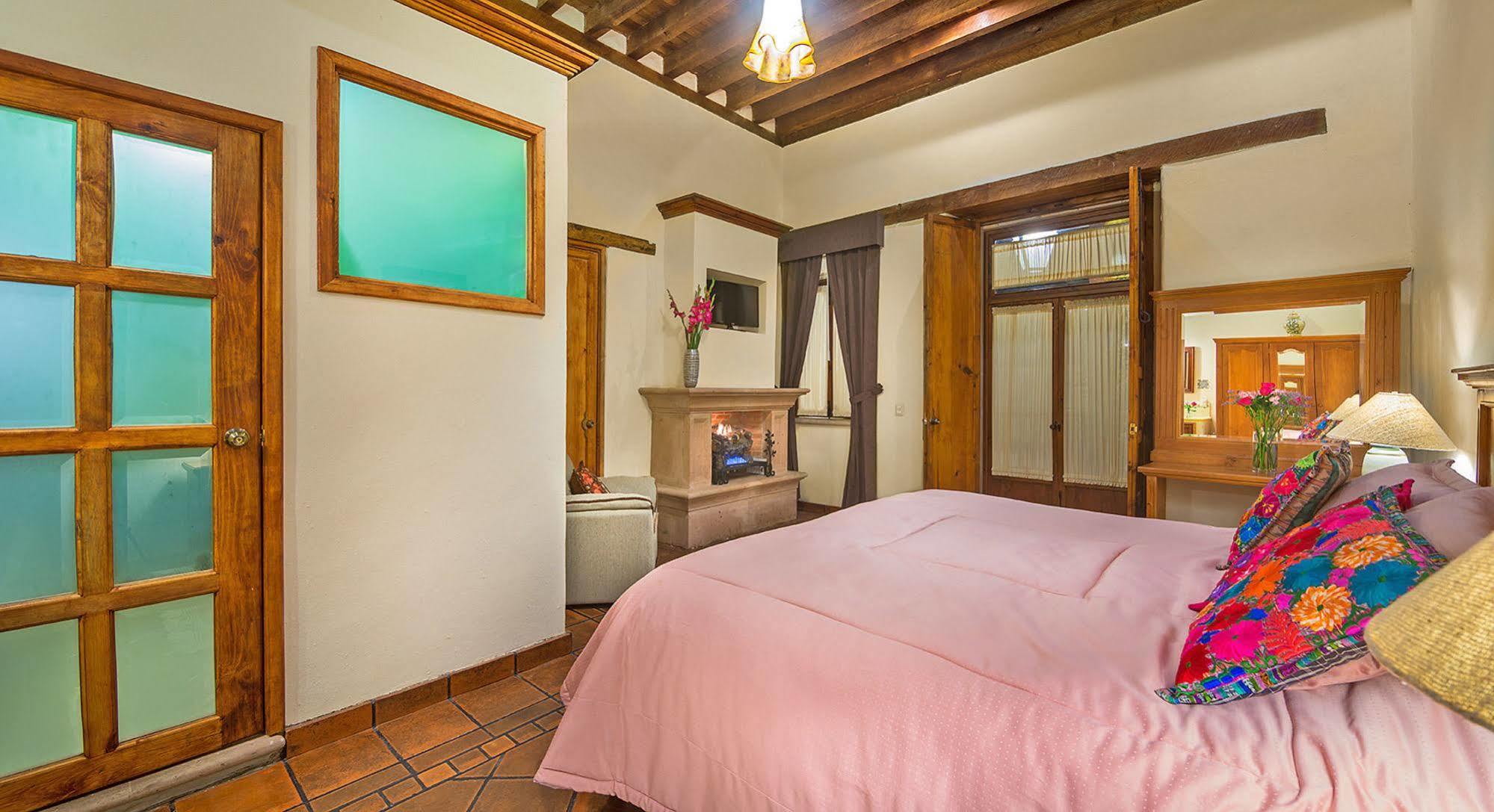 Hotel Casa Del Naranjo Pátzcuaro Екстериор снимка